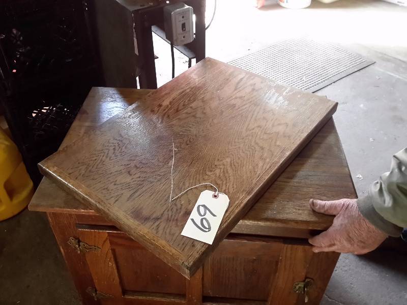 lot 69 image: Solid Oak, cabinet with swinging top shelf.