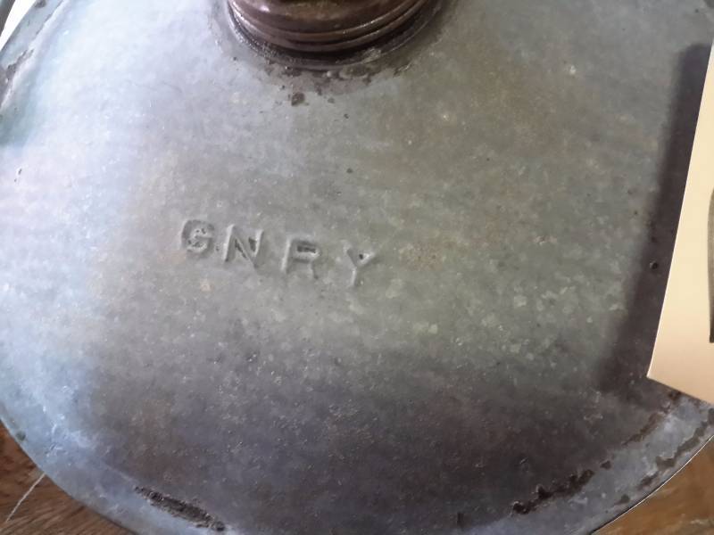 lot 72 image: Vintage GNRY (Great Northern Railway Yard), Kerosene Can..