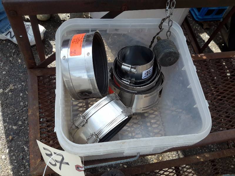 lot 37 image: Misc. Plumbing pressure Testing plugs