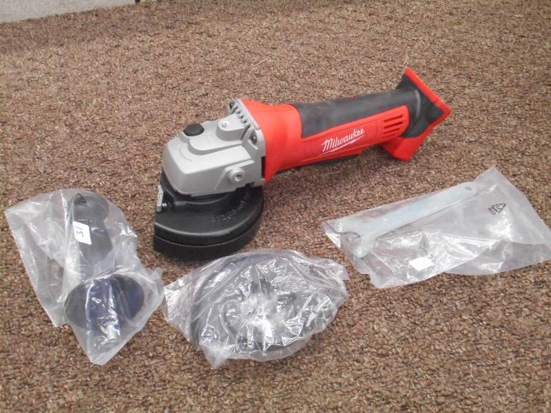 Milwaukee M18 4.5 Cut-Off Grinder,...