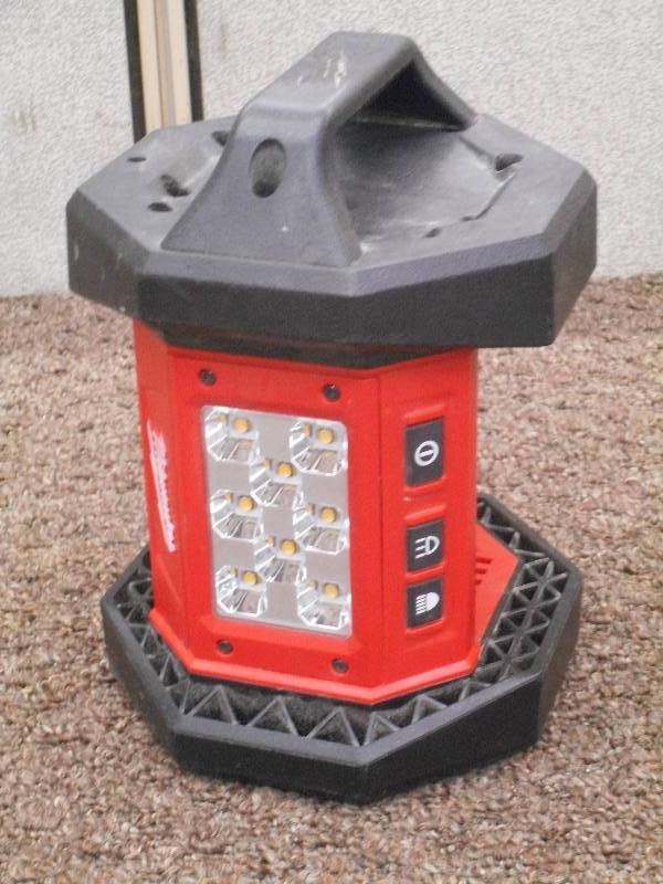 Milwaukee M18 LED Flood Light, Mult...