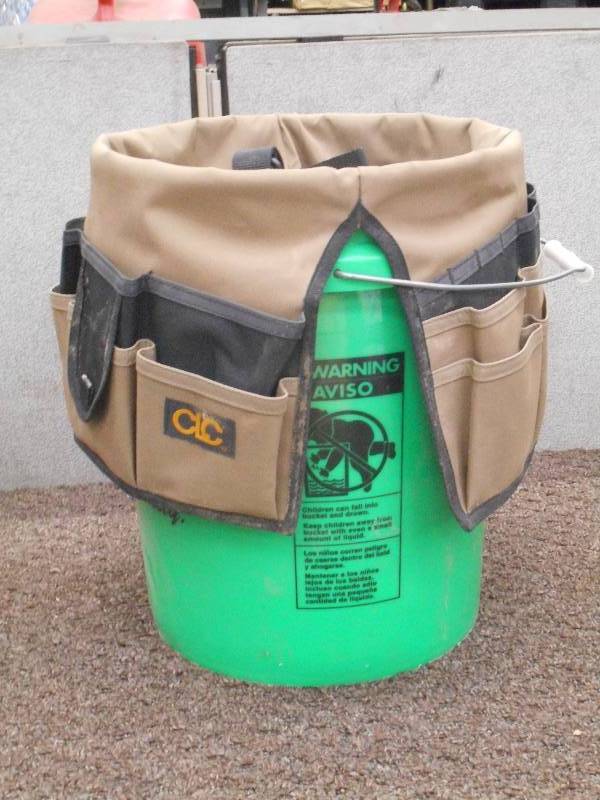 CLC Bucket Tool Bag With Bucket ...