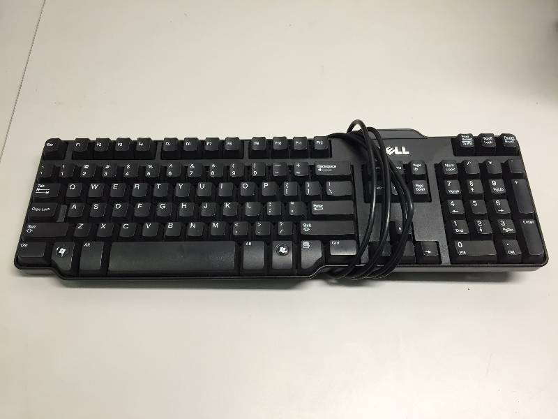 COMPUTER, MONITOR, KEYBOARD AND MOUSE