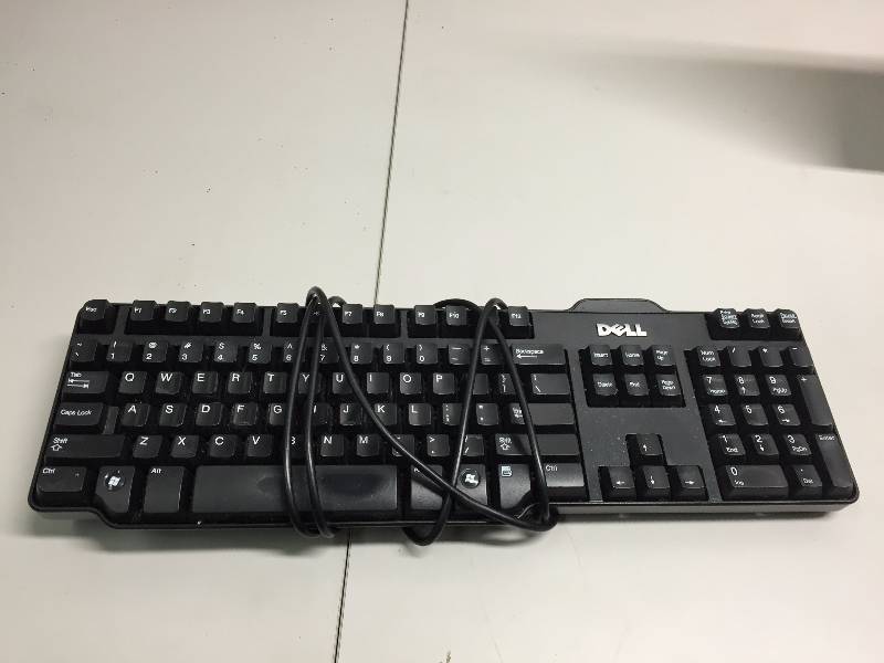 COMPUTER, MONITOR, KEYBOARD AND MOUSE