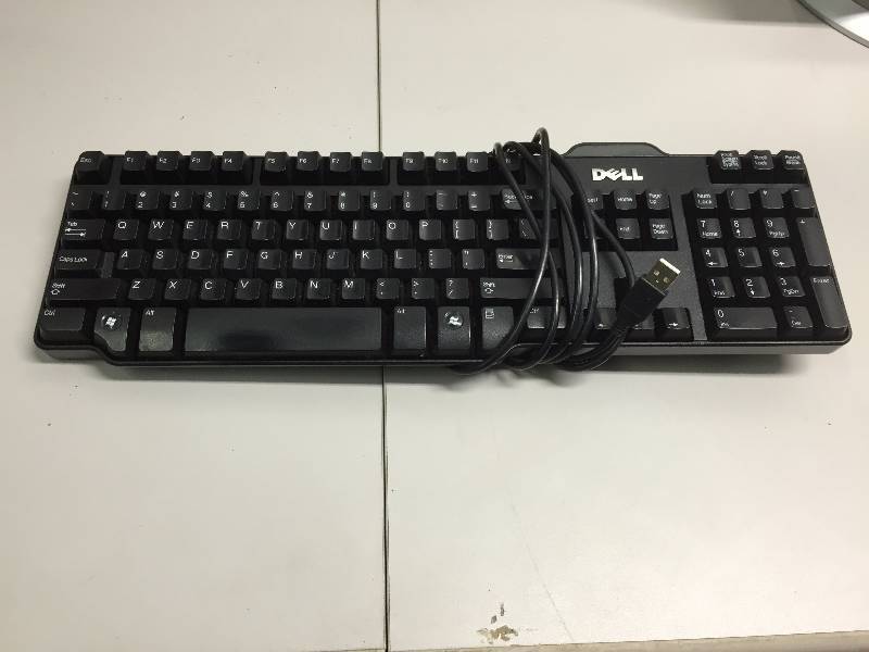 COMPUTER, MONITOR, KEYBOARD AND MOUSE
