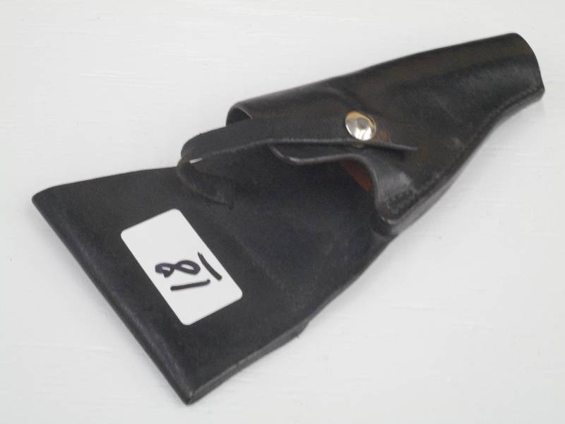 lot 18 image: Leather Pistol Holster, Unmarked ...