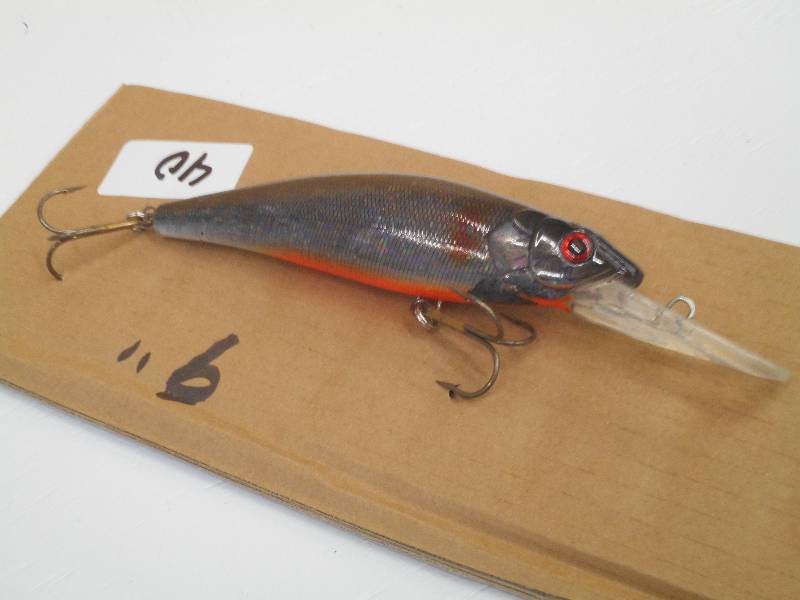 lot 40 image: (1) 9 Muskie Crankbait Lure ...