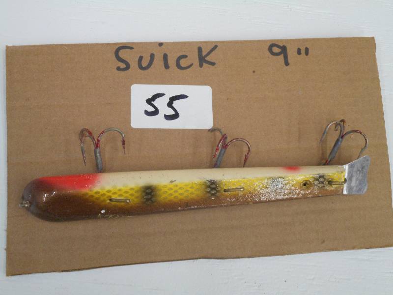 lot 55 image: (1) 9 Suick Muskie Lure ...