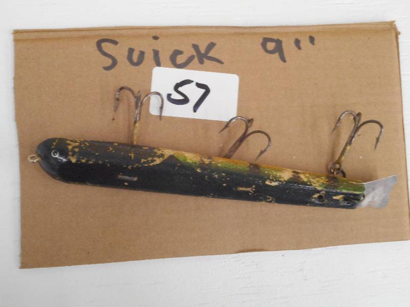 lot 57 image: (1) 9 Suick Muskie Lure ...
