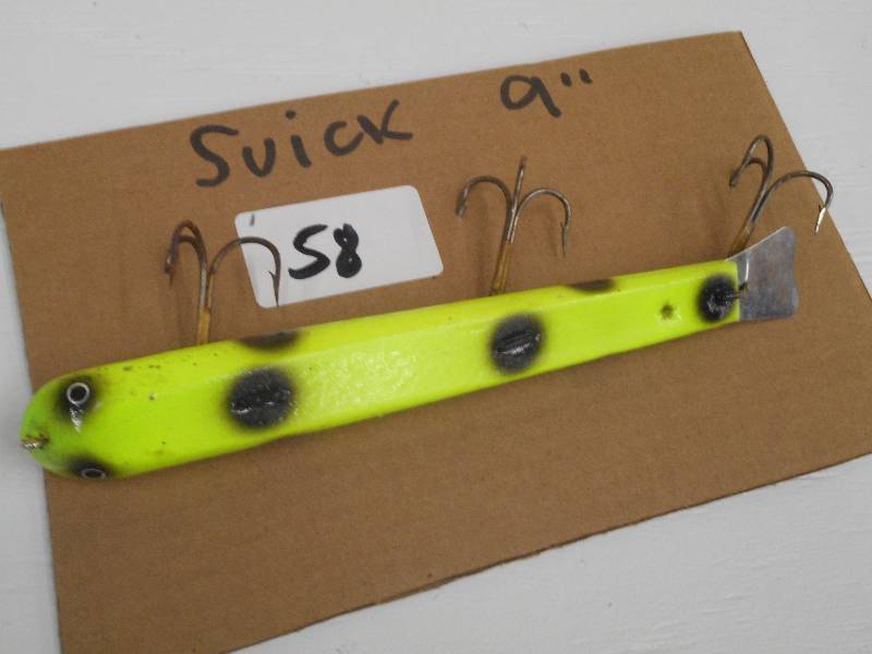 lot 58 image: (1) 9 Suick Muskie Lure ...