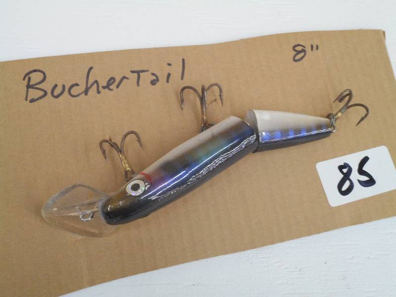 lot 85 image: (1) 8 BucherTail Muskie Lure ...