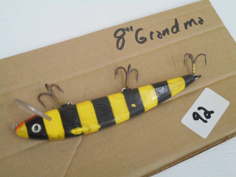 lot 92 image: (1) 8 Grandma Muskie Crankbait Lur...