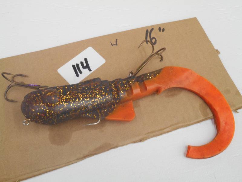 lot 114 image: (1) 16 Rubber Muskie Lure...