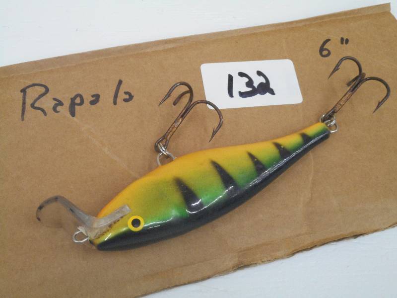 lot 132 image: (1) 6 Rapala Muskie Lure ...