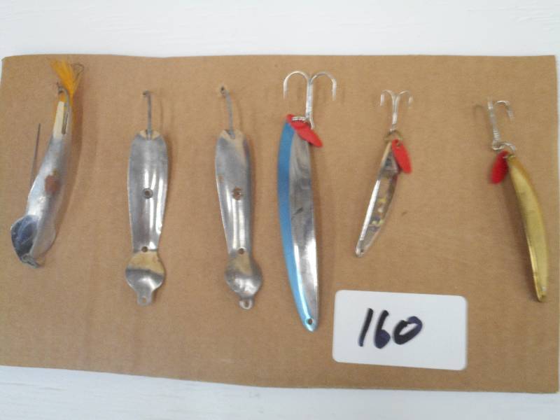 lot 160 image: Lot Of (6) Assorted Spoon Lures ...