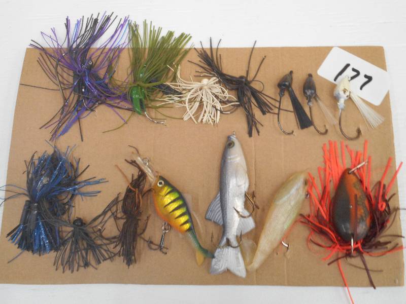 lot 177 image: Lot Of (14) Assorted Fishing Lures ...