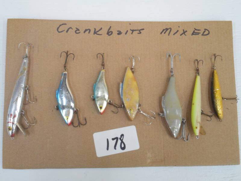 lot 178 image: Lot Of (7) Mixed Crankbait Lures ...