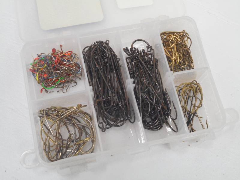 lot 206 image: Tray Full Of Assorted Hooks ...