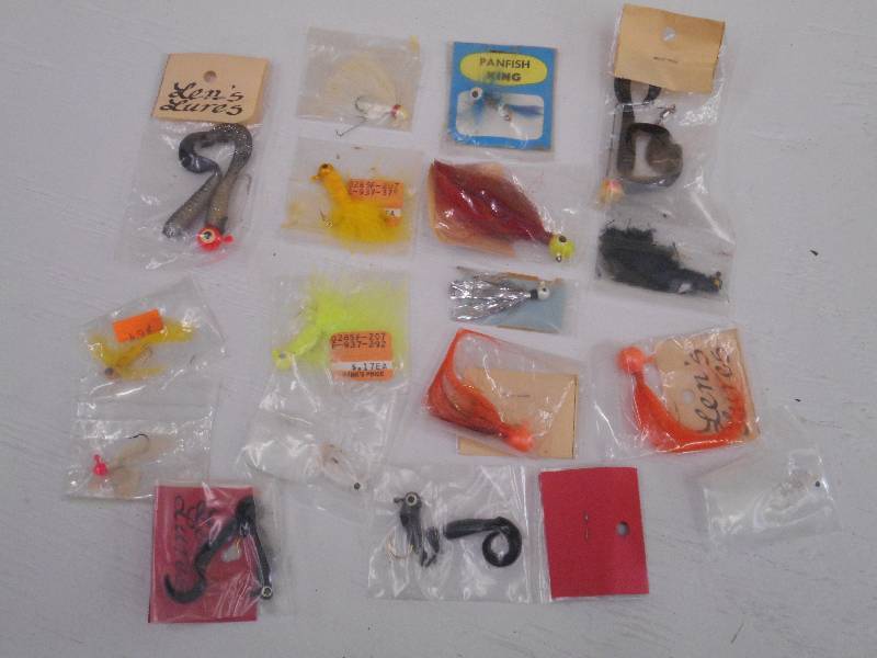 lot 208 image: Lot Of Assorted New Tackle ...