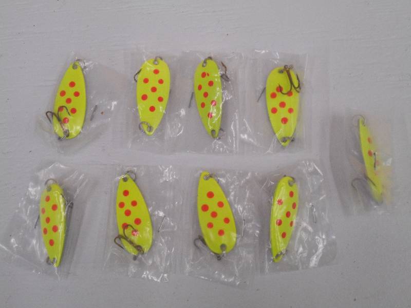 lot 212 image: Lot Of Assorted New Panfish Spoon L...