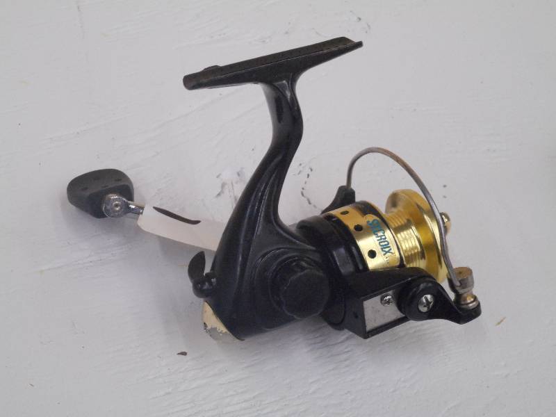 lot 221 image: St. Croix Premier Ice TS250 Spinnin...