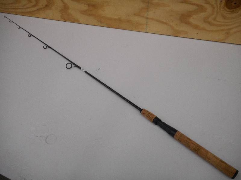 lot 254 image: Daiwa Triforce-X 6ft Medium Action ...