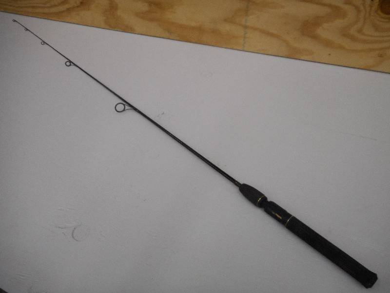 lot 255 image: Berkley Onyx 6ft Medium Light Actio...