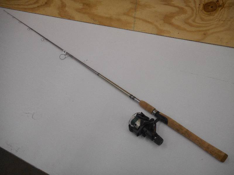 lot 256 image: Shimano Volteaus 66 Medium Fast A...