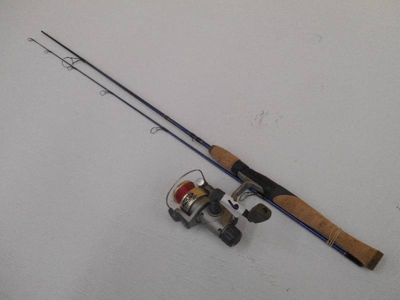 lot 265 image: Quantum TriaLite 6ft Ultralight 2-P...