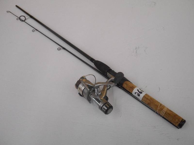 lot 266 image: Daiwa Sweepfire 66 Medium Action ...