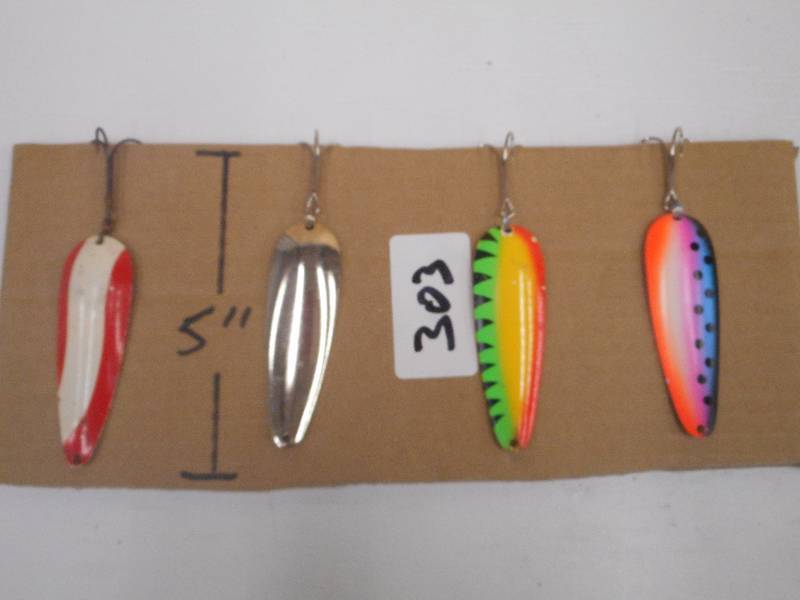 lot 303 image: Lot Of (4) Assorted Spoon Lures ...
