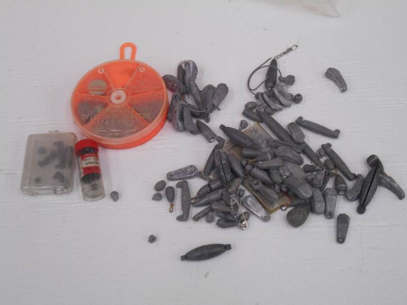 lot 320 image: Lot Of Assorted Weights & Sinkers ...