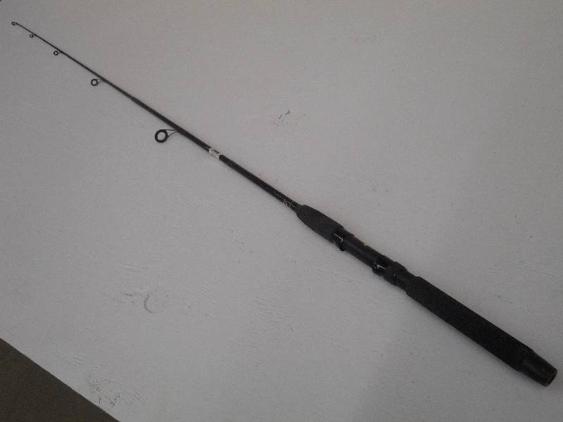 lot 331 image: Shimano Shinning FX-2602 6ft Medium...
