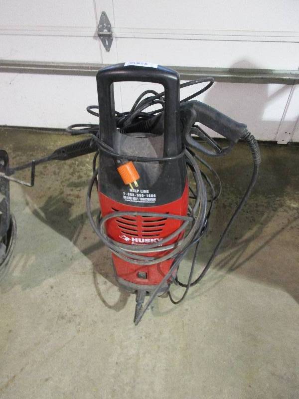 Husky Pressure washer