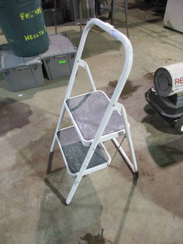Step ladder