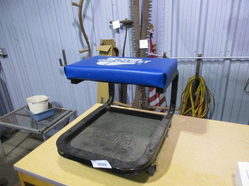 Shop stool