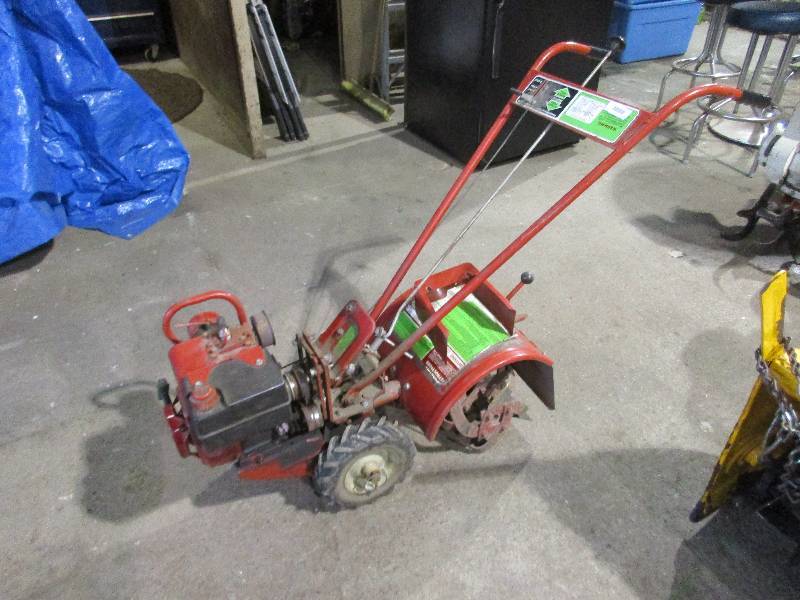 Rear tine tiller
