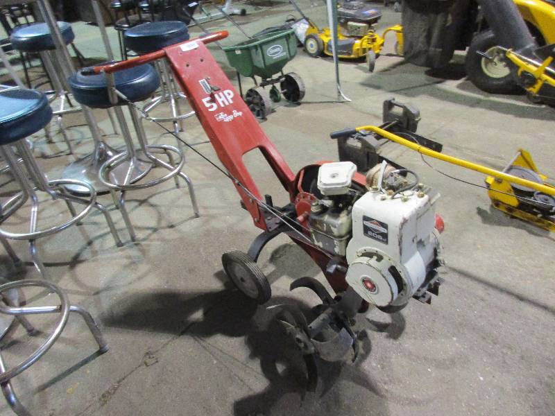 Front tine tiller