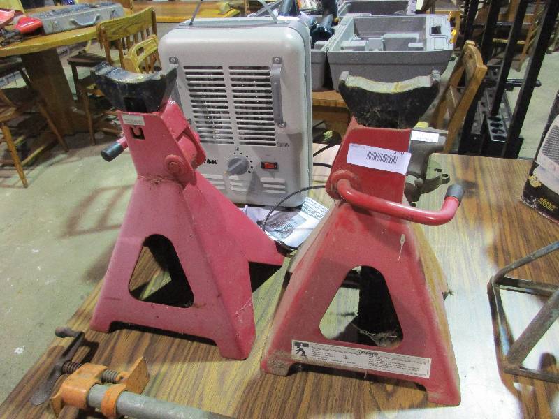 jackstands