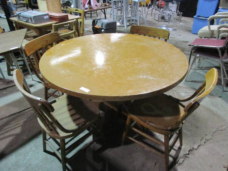 Table & 4 chairs