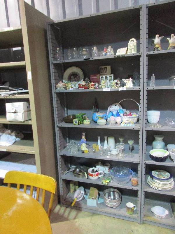 Shelf Unit