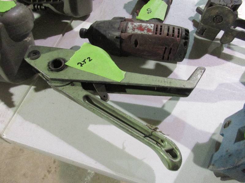 Banding Tightener