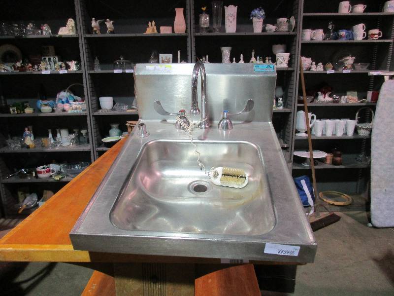 Wash sink