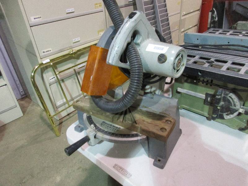 Miter saw