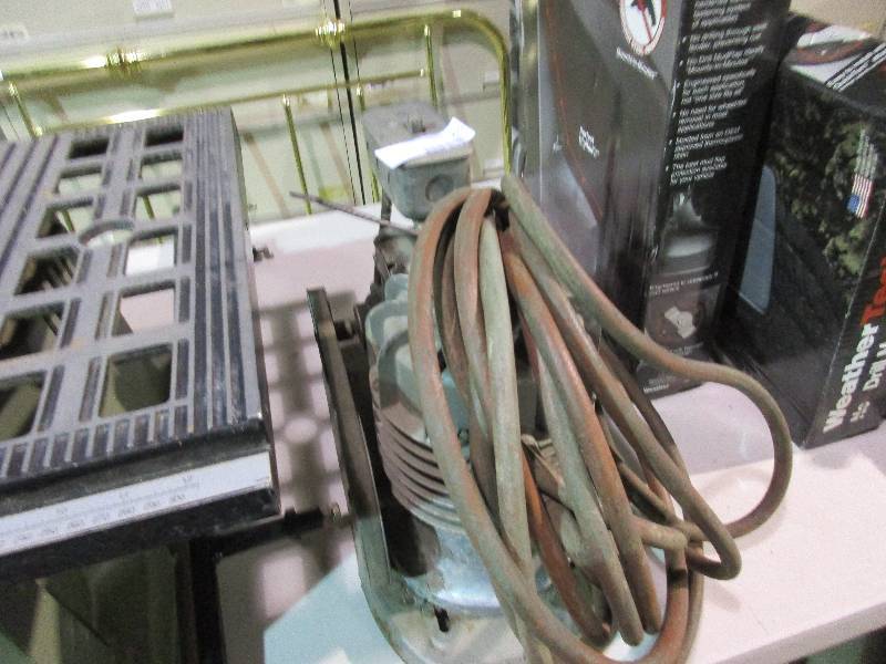 Air compressor