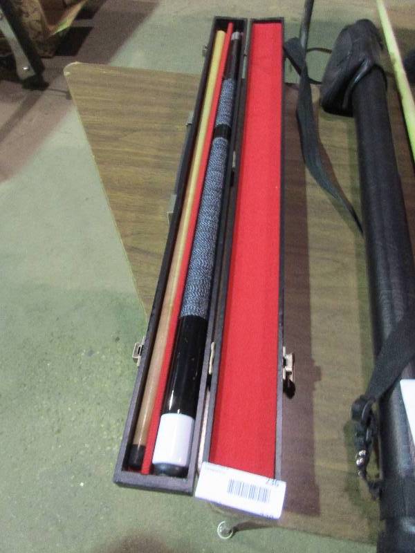 Pool cue