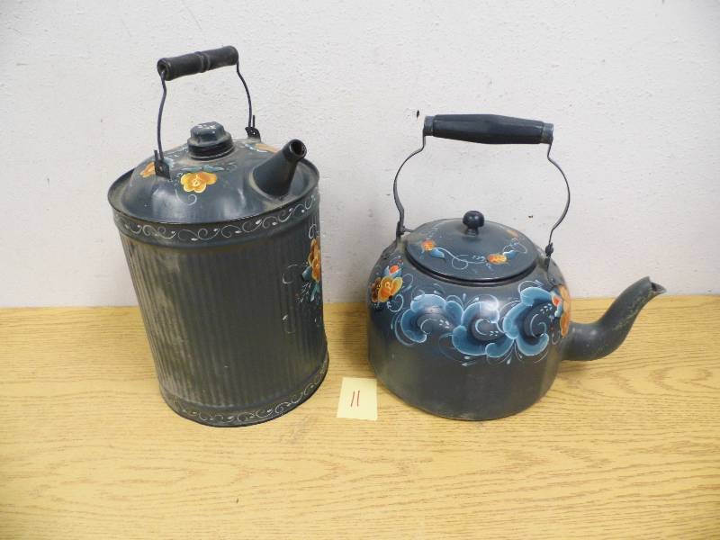 lot 11 image: Rosemalled Tea Pot & Gas Can