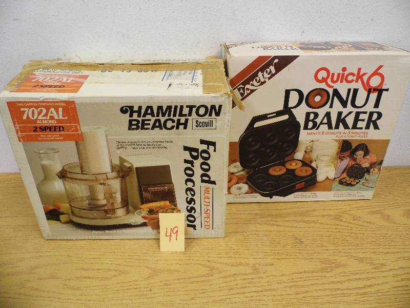 lot 49 image: Donut Baker, Hamilton Beach Food Processor