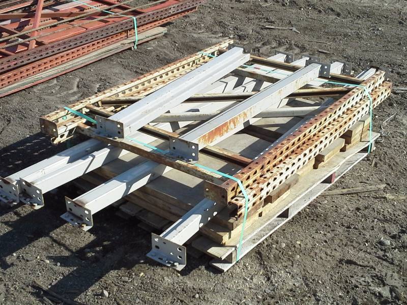 lot 412 image: Pallet Racking