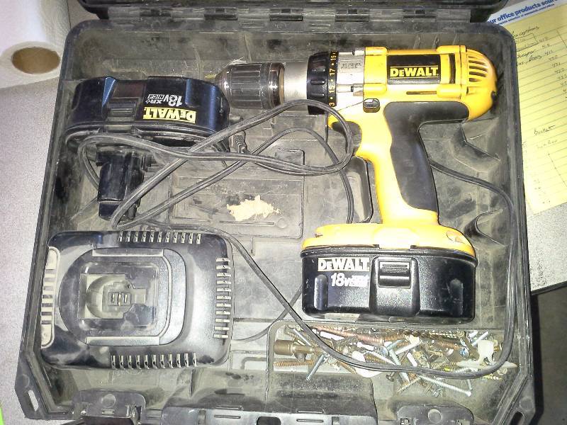 lot 379 image: Cordless Drill